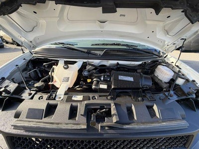 2016 Chevrolet Express Cutaway 3500 Base