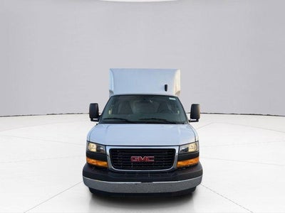 2025 GMC Savana Cutaway 3500 Base