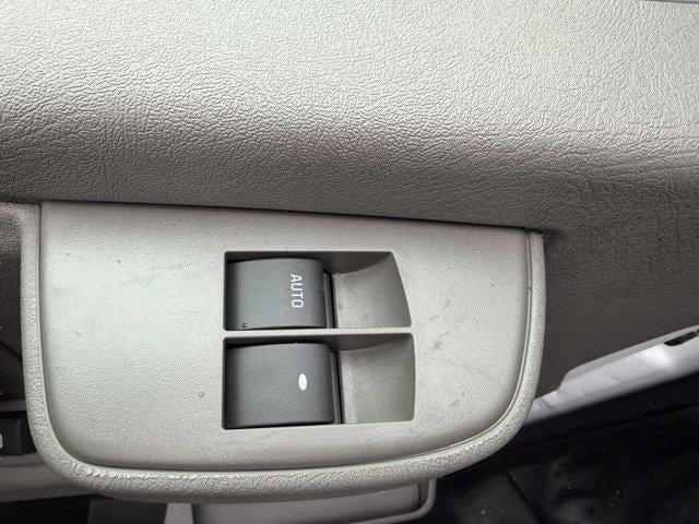 2025 GMC Savana Cutaway 3500 Base