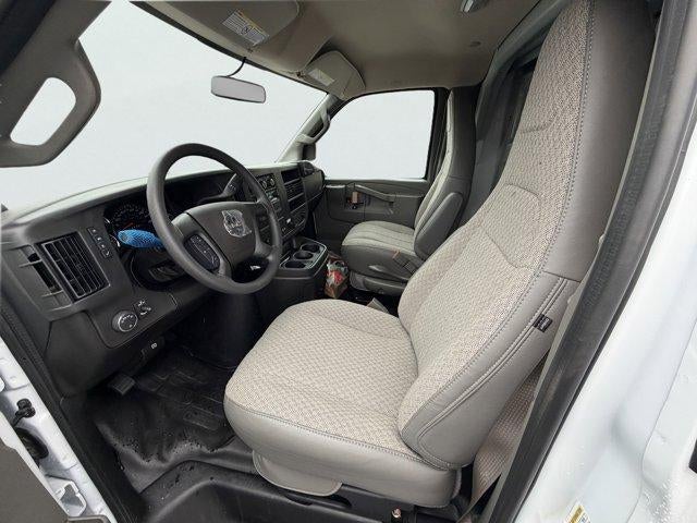 2025 GMC Savana Cutaway 3500 Base