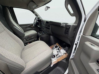 2025 GMC Savana Cutaway 3500 Base