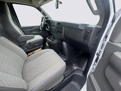 2025 GMC Savana Cutaway 3500 Base