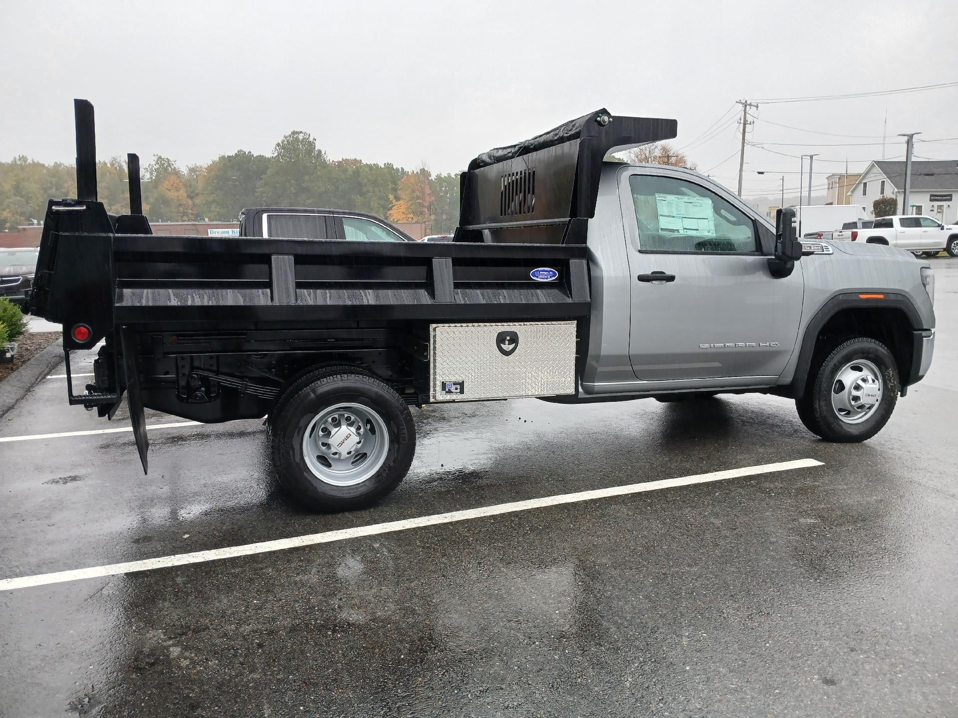 2026 GMC Sierra 3500 HD Chassis Cab Pro