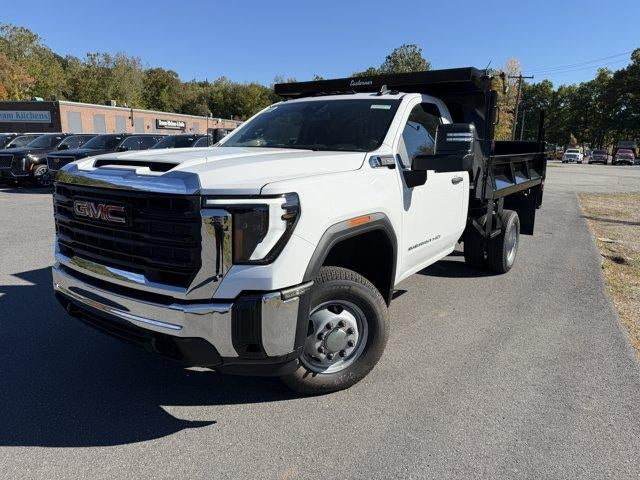 2026 GMC Sierra 3500 Chassis Cab Pro