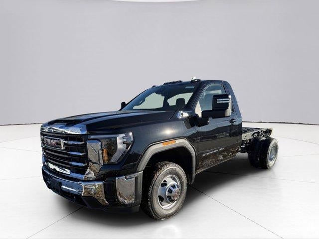 2026 GMC Sierra 3500 HD Chassis Cab SLE