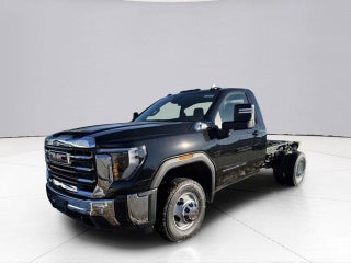 2026 GMC Sierra 3500 HD Chassis Cab SLE