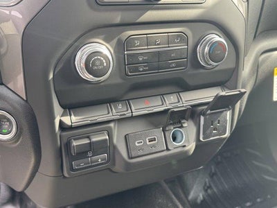 2025 GMC Sierra 3500 HD Chassis Cab Pro