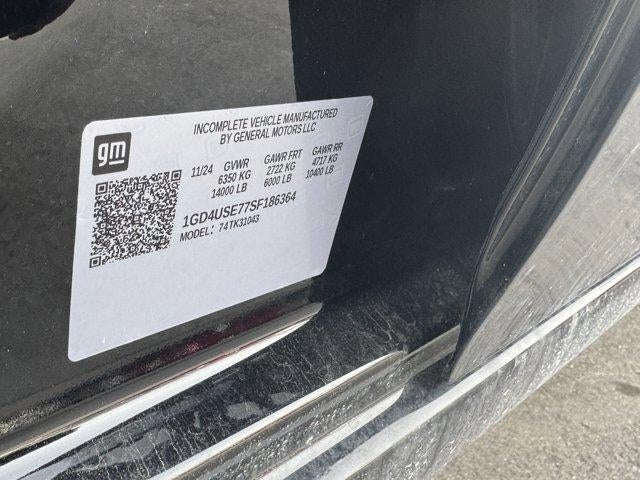 2025 GMC Sierra 3500 HD Chassis Cab Pro