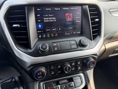 2023 GMC Acadia SLT
