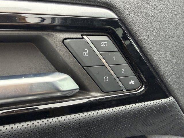 2024 GMC Sierra EV Denali Edition 1