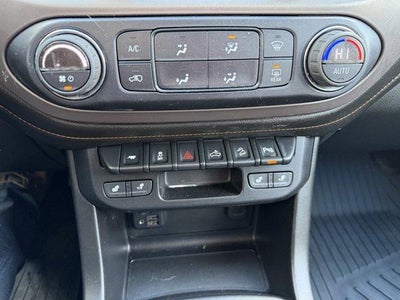 2022 GMC Canyon AT4 - Leather