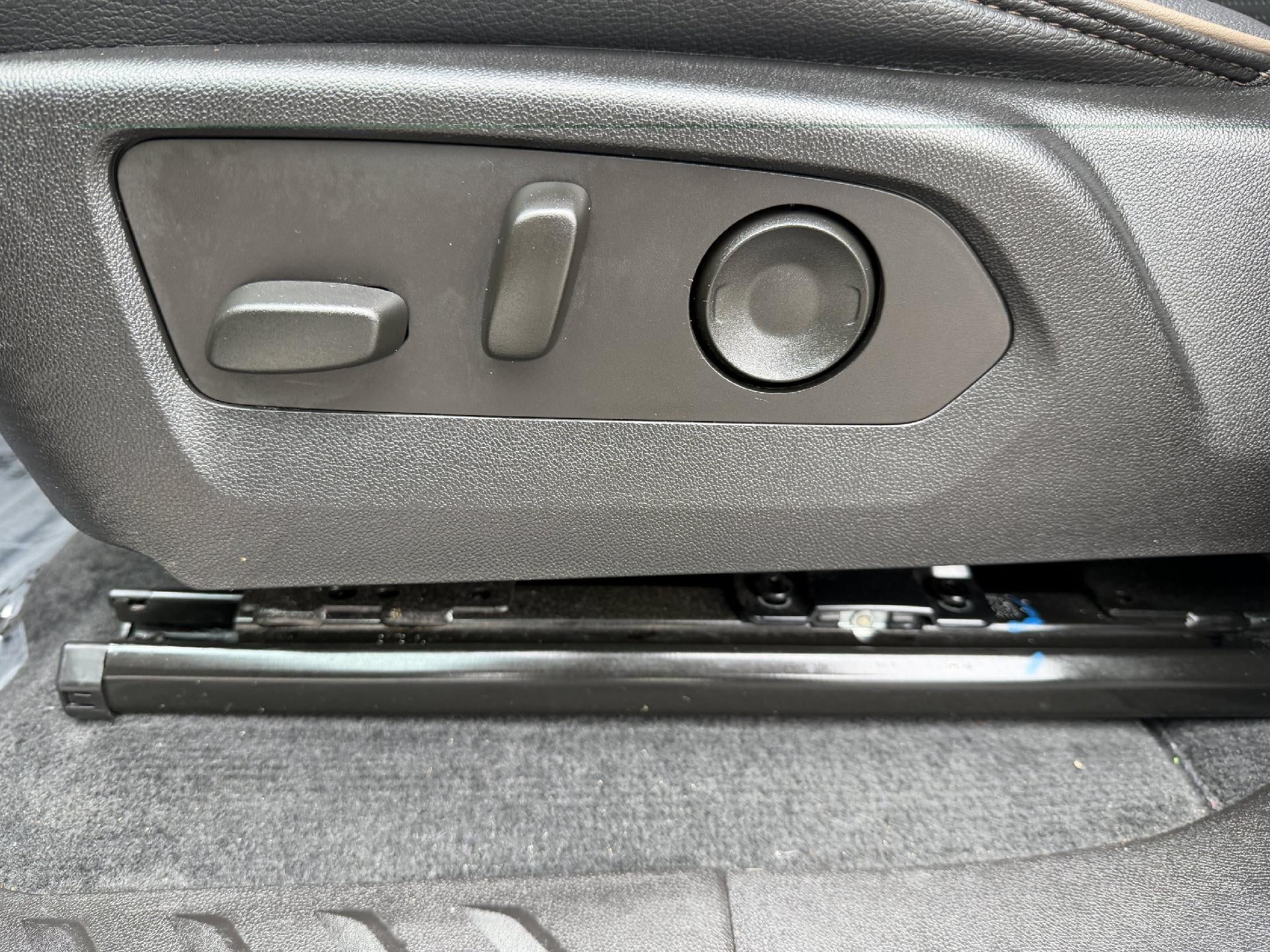 2023 GMC Canyon 4WD Denali