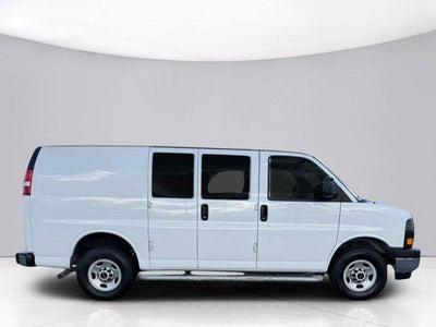 2024 GMC Savana Cargo 2500 Base