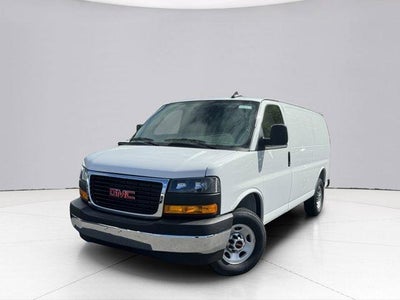 2025 GMC Savana Cargo Base
