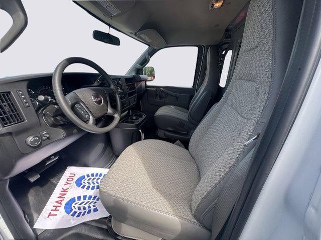 2025 GMC Savana Cargo Base