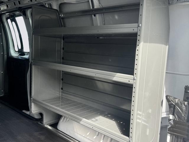 2025 GMC Savana Cargo Base