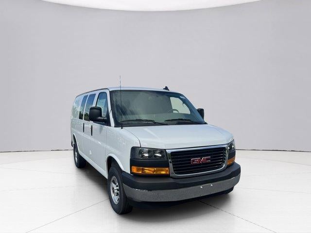 2025 GMC Savana Cargo Base