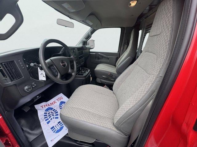 2025 GMC Savana Cargo 2500 Base