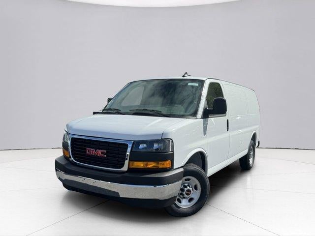 2025 GMC Savana Cargo Base