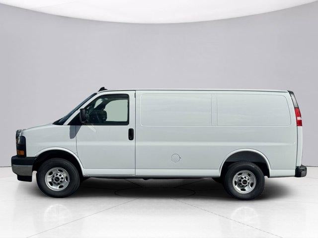 2025 GMC Savana Cargo Base