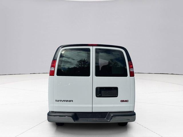 2025 GMC Savana Cargo Base