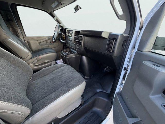 2024 GMC Savana Cargo 2500 Base