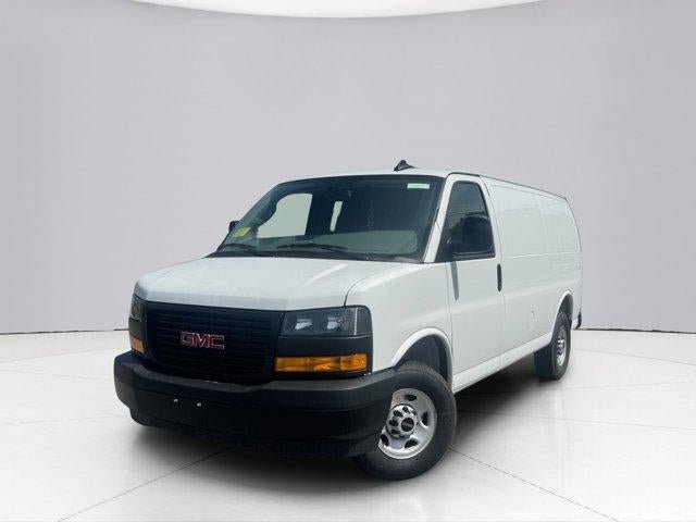 2025 GMC Savana Cargo 3500 Base