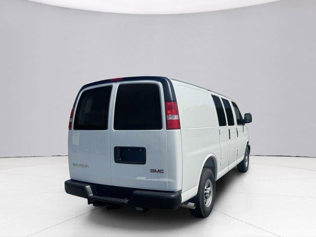2025 GMC Savana Cargo 3500 Base