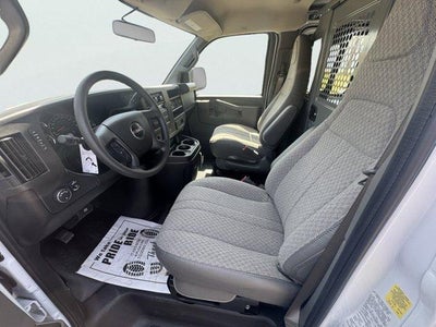 2025 GMC Savana Cargo 3500 Base