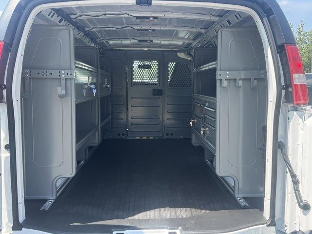 2025 GMC Savana Cargo 3500 Base