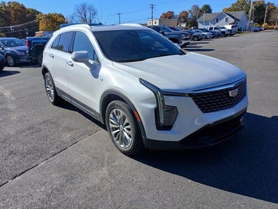 2024 Cadillac XT4 Premium Luxury