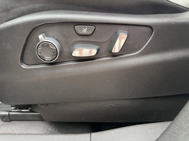 2019 Cadillac XT4 AWD Premium Luxury