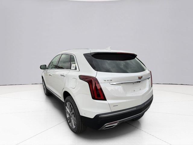 2026 Cadillac XT5 Base
