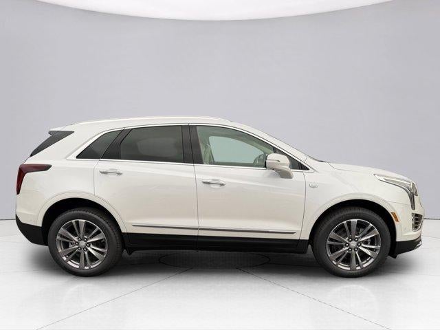 2026 Cadillac XT5 Base
