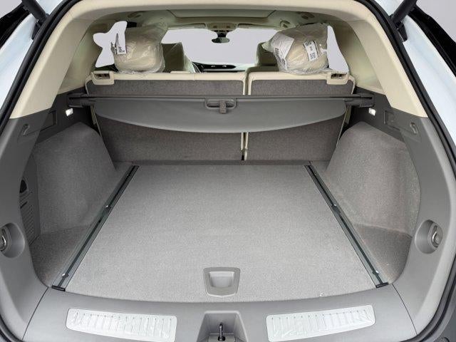 2026 Cadillac XT5 Base