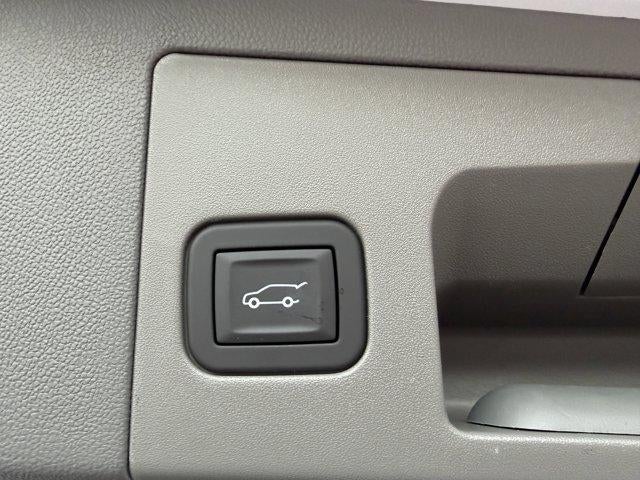 2026 Cadillac XT5 Base