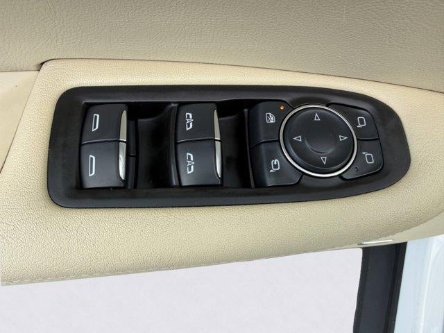 2017 Cadillac XT5 Luxury AWD