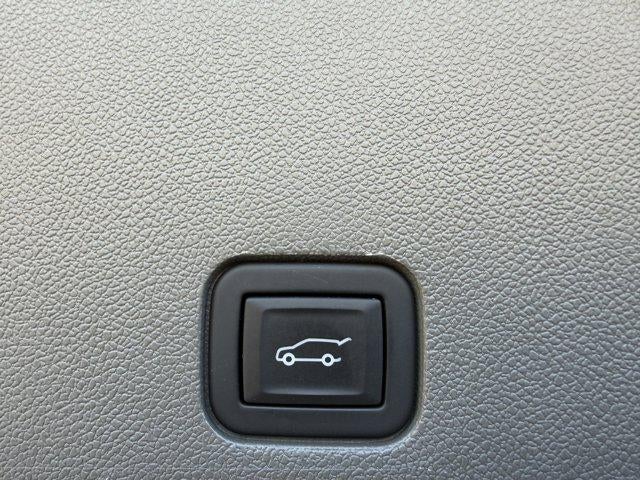 2024 Cadillac XT6 Base