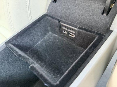 2024 Cadillac XT6 Base