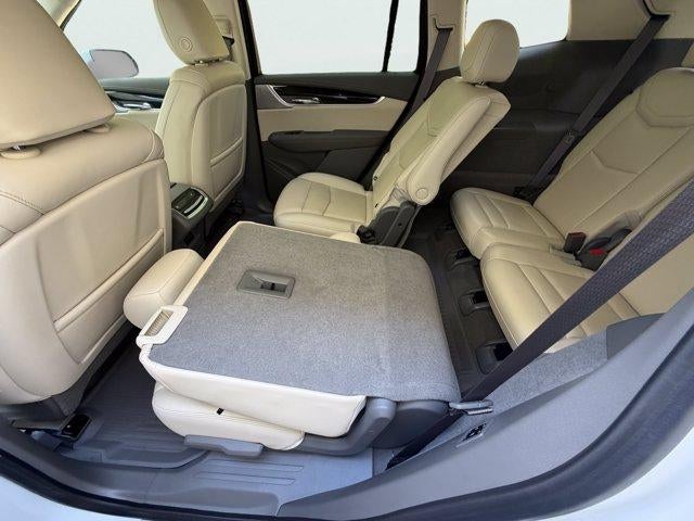 2024 Cadillac XT6 Base