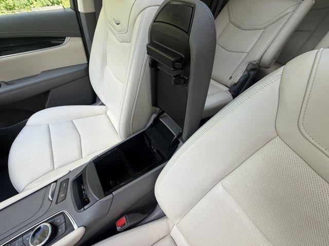 2024 Cadillac XT6 Base