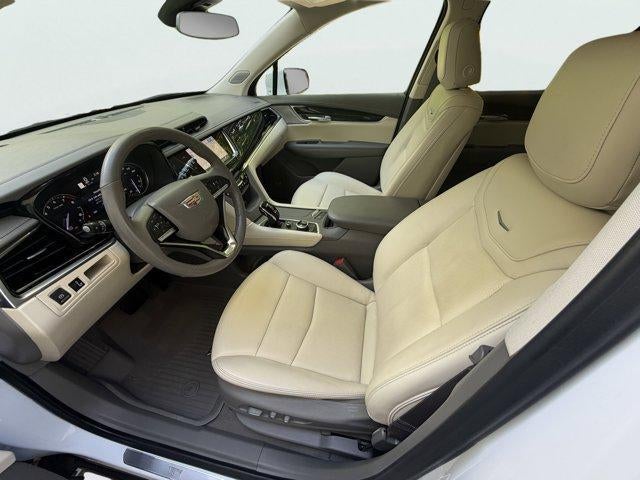 2024 Cadillac XT6 Base