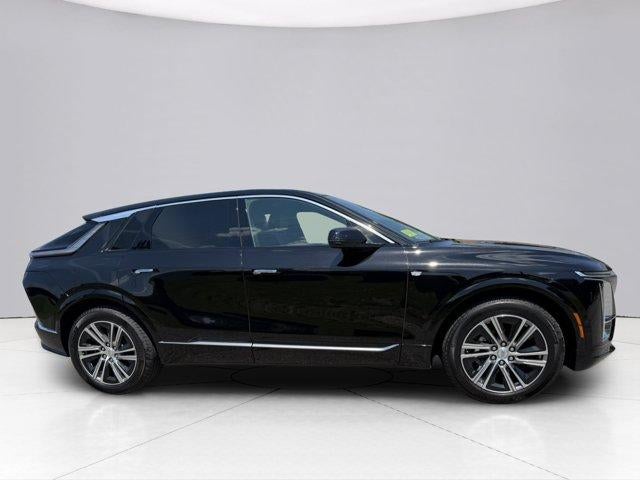 2025 Cadillac LYRIQ Luxury 1
