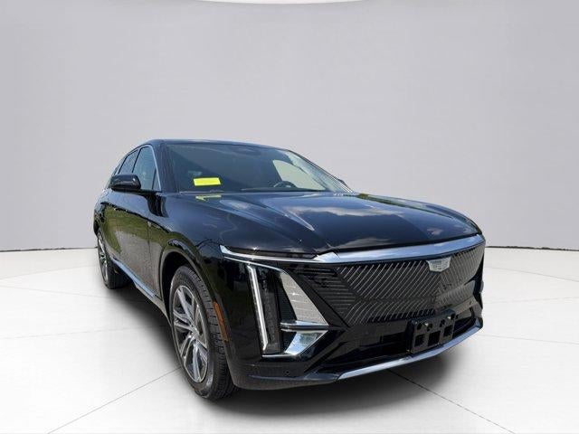 2025 Cadillac LYRIQ Luxury 1