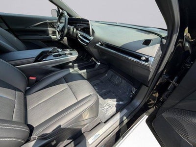 2025 Cadillac LYRIQ Luxury 1