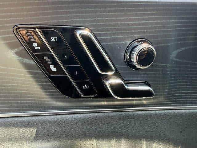 2025 Cadillac LYRIQ Luxury 1