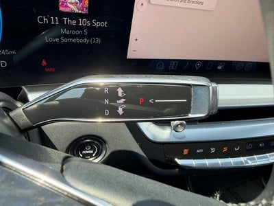 2025 Cadillac LYRIQ Luxury 1
