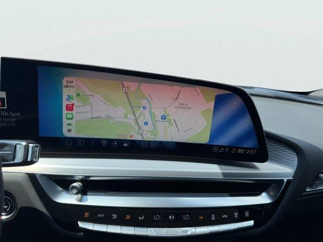 2025 Cadillac LYRIQ Luxury 1