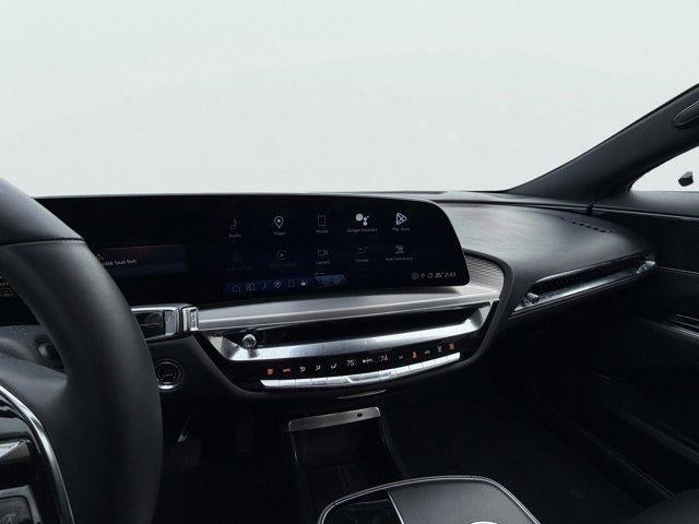 2024 Cadillac LYRIQ Luxury 1