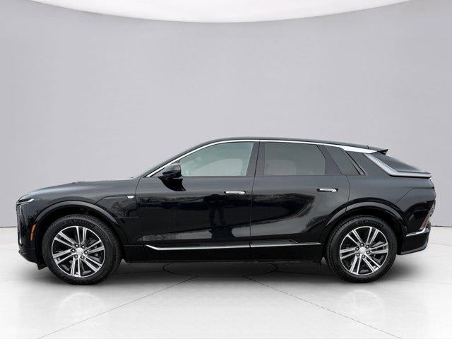 2024 Cadillac LYRIQ Luxury 1